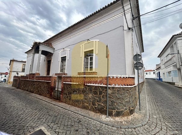 Redondo, Évora District