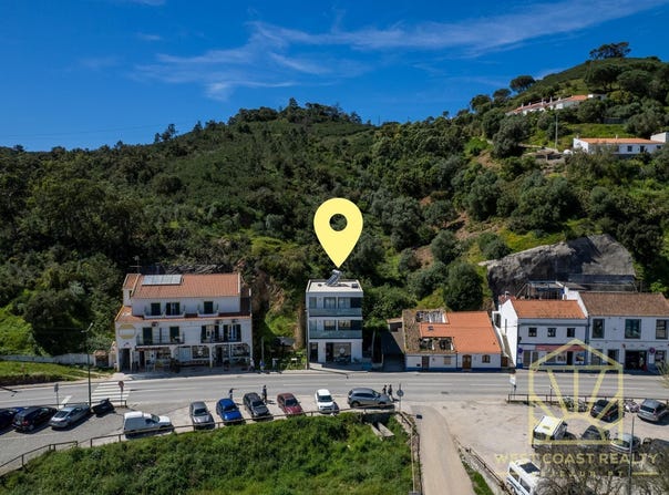 Aljezur, Algarve 8670