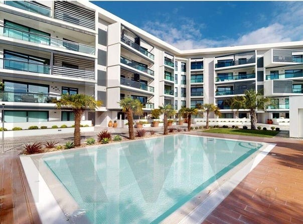 Carcavelos e Parede, Lisbon