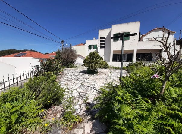 Lousa, Lisbon
