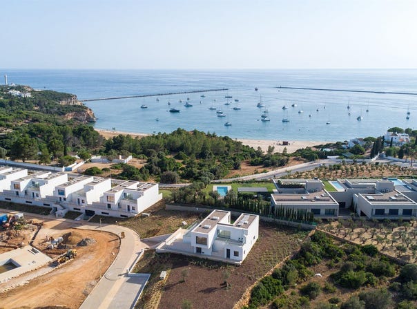 Ferragudo, Algarve 8400
