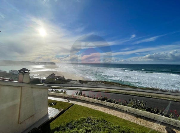 Foz Do Arelho, Leiria 2500