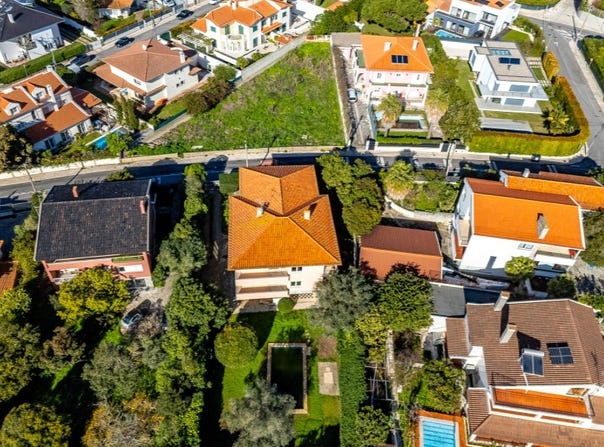 Carcavelos e Parede, Lisbon