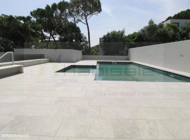 Barcarena, Lisbon