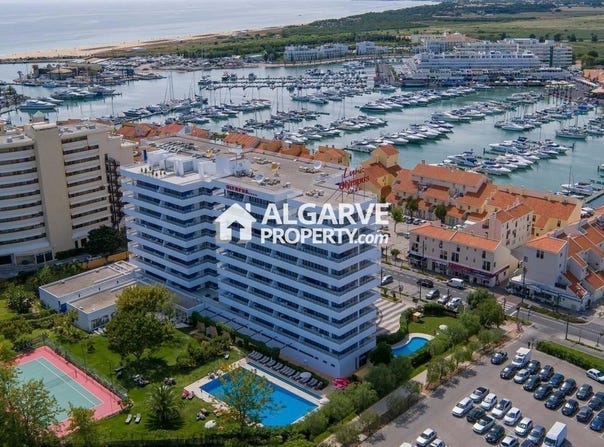 Vilamoura, Algarve 8125