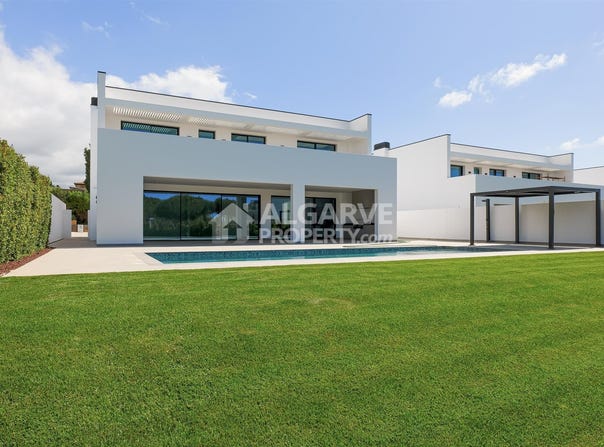 Vilamoura, Algarve 8125-410
