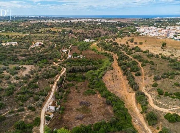 Silves, Algarve 8300