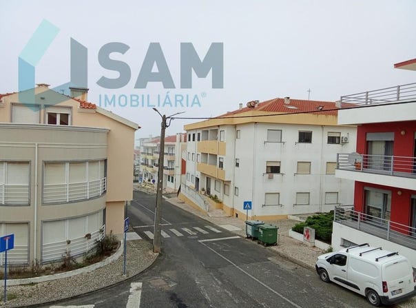 Atouguia Da Baleia, Leiria 2525