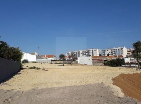 Centro (Mafamude), Vila Nova de Gaia, Porto 4405-90...
