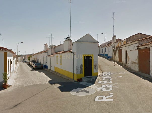 Cabeção, Évora District