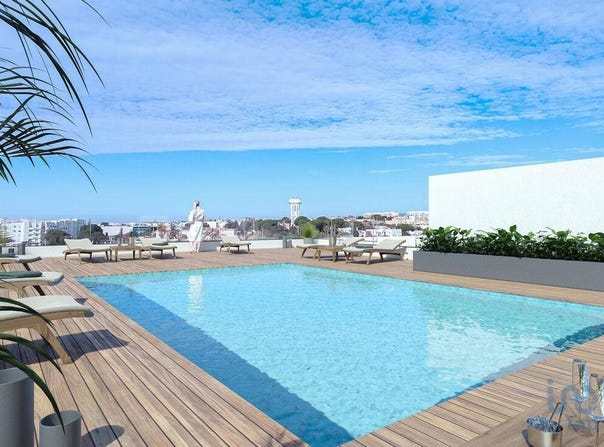 Quelfes, Algarve 8700