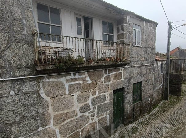 Rio De Loba, Viseu 3505