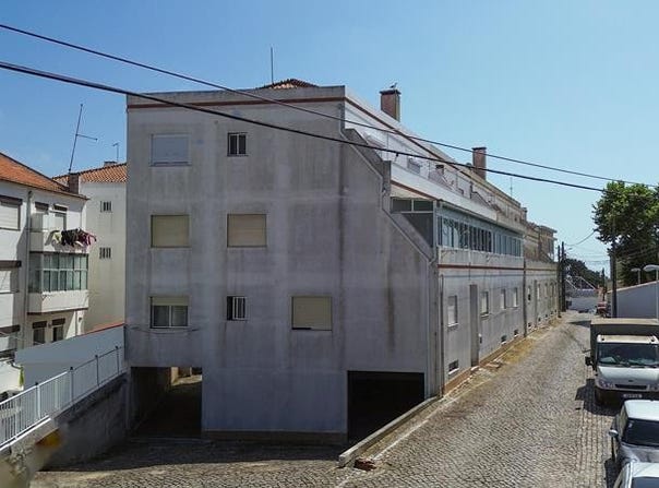 Nazaré, Leiria 2450
