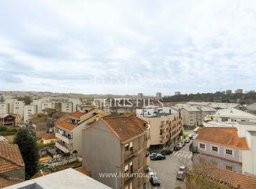 Lordelo do Ouro e Fluvial, PORTO