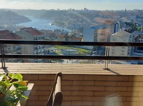 Rua Diogo Cassels, Vila Nova de Gaia, Porto District 4430-003