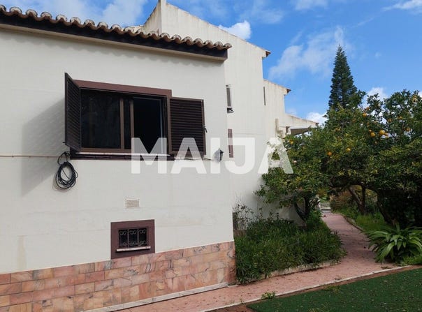 Praceta Dom Nuno Álvares Pereira, lote 4, Urb. Quinta da Palmeira, Portimão, Algarve 8500-822