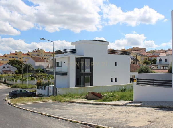 Santa Iria de Azoia, Lisbon