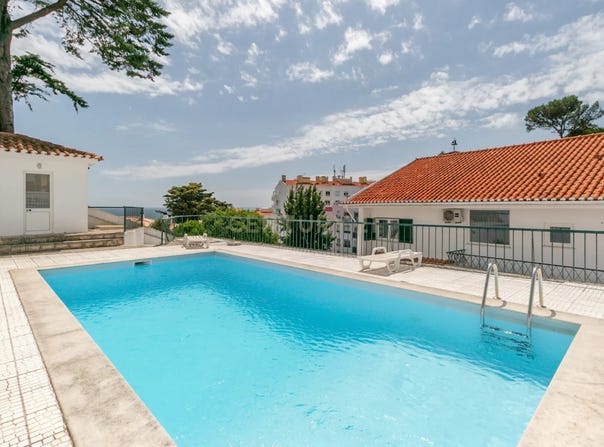 Carcavelos e Parede, Lisbon