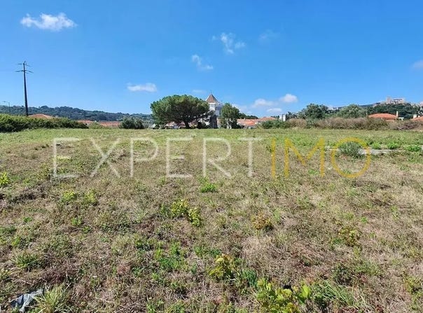 30 N8, Leiria, Leiria District 2510