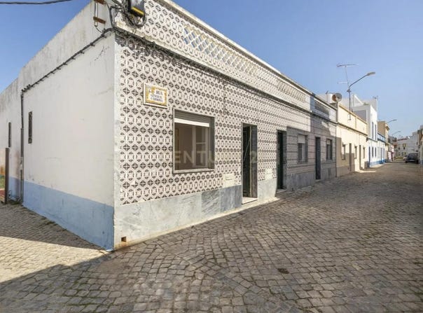 Santa Luzia, Algarve 8800