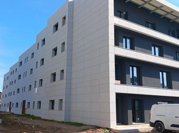 Vila Nova De Gaia (Santa Marinha), Porto 4400