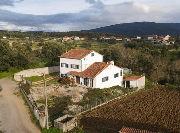 Serpins, Coimbra District