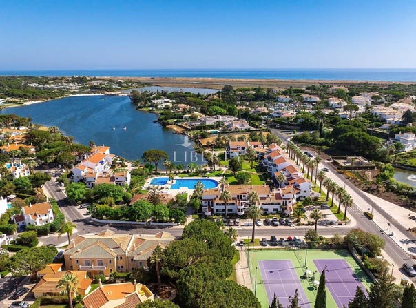 Almancil, Algarve 8135