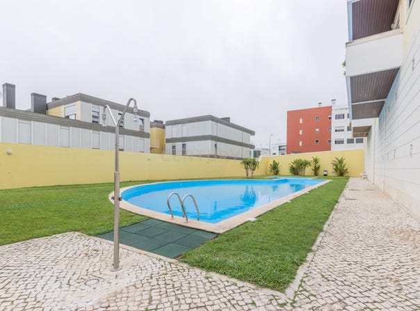 Carnaxide e Queijas, Lisbon