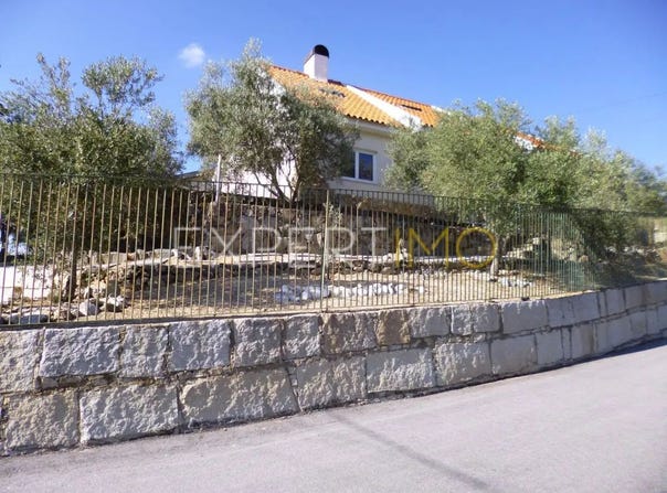R. Cruzinha 14, 6290-015 Gouveia, Portugal, Guarda, Guarda District 6290
