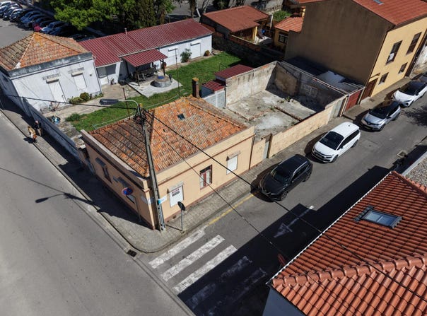 Matosinhos, Porto District 4450-049