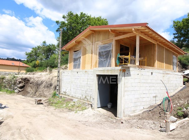 Serzedelo, Póvoa de Lanhoso, Braga 4830