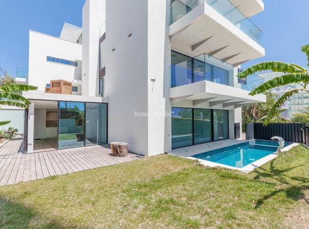 Cascais e Estoril, Lisbon 2750