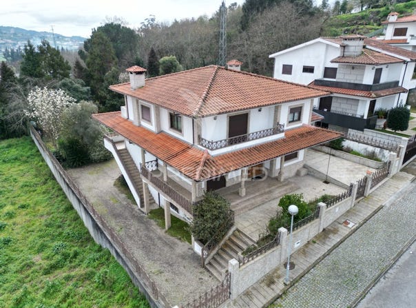 Creixomil, Guimarães, Braga