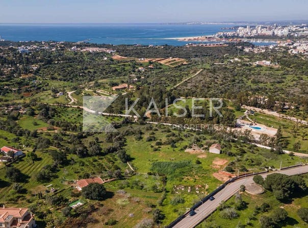 Ferragudo, Algarve 8400