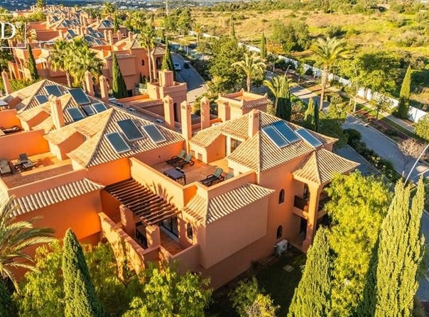 Silves, Algarve 8300