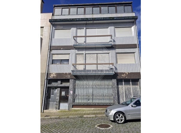 Porto, Porto District 4300