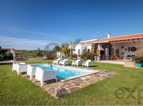 Aljezur, Algarve 8670-001