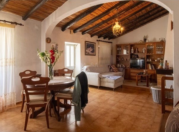Silves, Algarve 8300