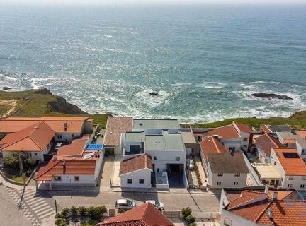 Marinha Grande, Leiria 2430-506