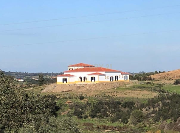 Garvão e Santa Luzia, Beja District