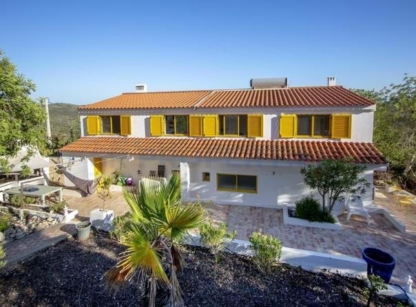 Paderne, Algarve 8200