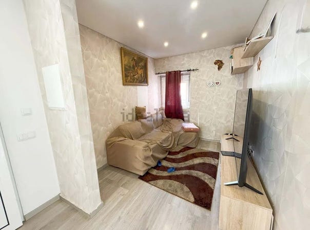Venteira, Lisbon 2700