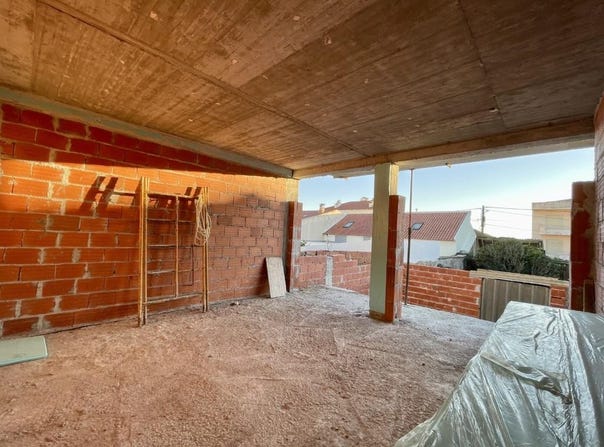 Ferrel, Leiria 2520