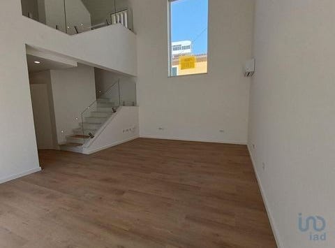 Almada, Setúbal 2825-325