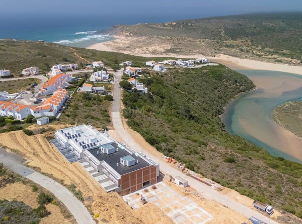 Aljezur, Algarve 8670