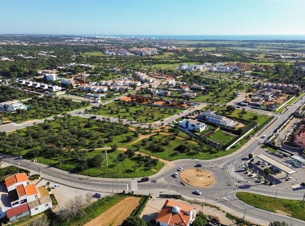Quarteira, Algarve 8125-507