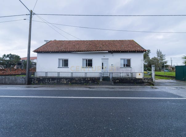 Rua Central no 168, Marinha Grande, Portugal, Marinha Grande, Leiria District 2430-018
