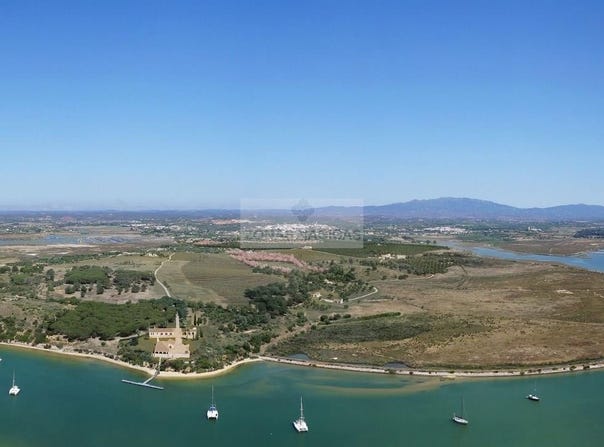 Mexilhoeira Grande, Algarve 8500