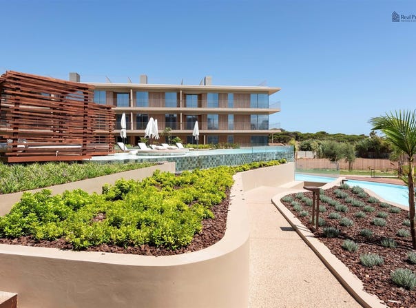 Quarteira, Algarve 8125-507