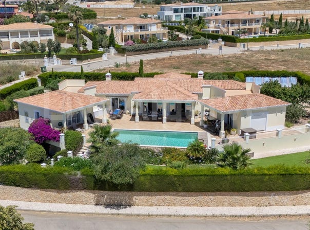 Luz, Algarve 8600